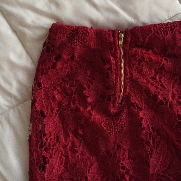 Charlotte Russe Dresses & Skirts - 🍷 Lace Overlay Pencil Skirt 🍷
